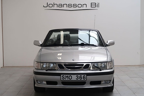 Saab 9-3 2 of 5