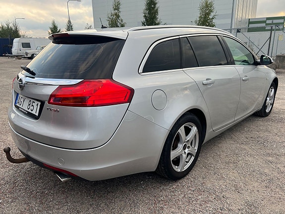 Opel Insignia 11 of 14