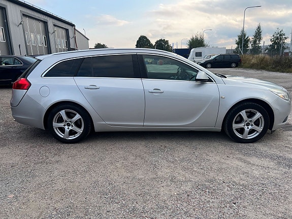 Opel Insignia 12 of 14