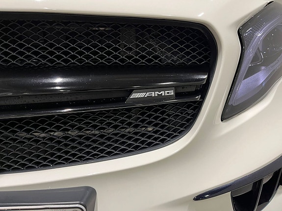 Mercedes-Benz GLA45 5 of 5