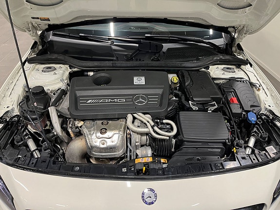 Mercedes-Benz GLA45 7 of 12