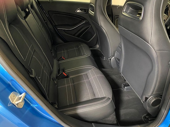 Mercedes-Benz A180 d 8 of 10