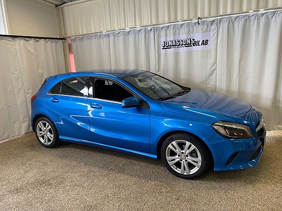 Mercedes-Benz A180 d 3 of 10