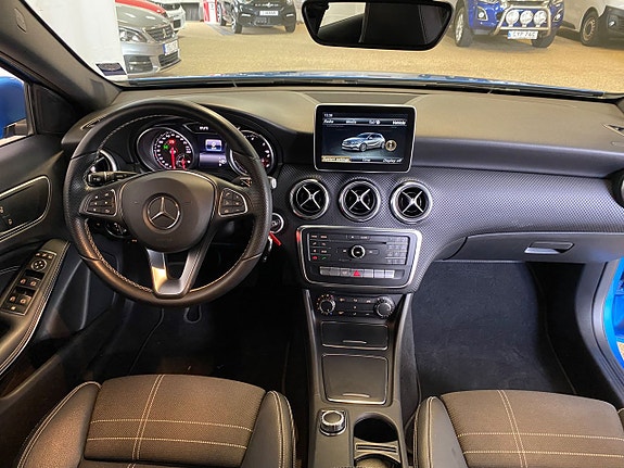 Mercedes-Benz A180 d 7 of 10