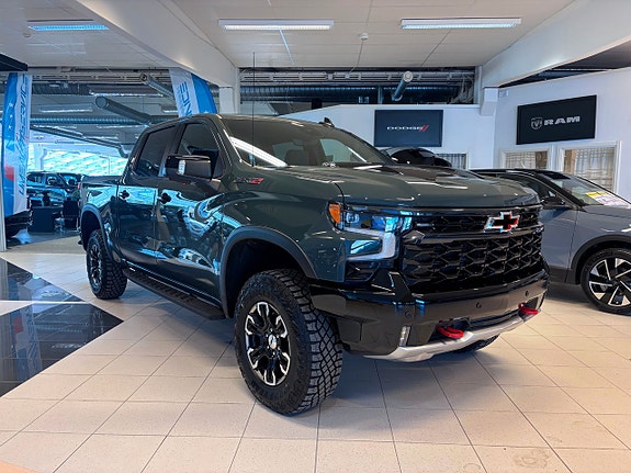Chevrolet Silverado 1500 4 of 5