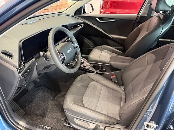 Kia Niro 3 of 8