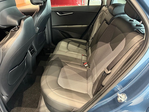 Kia Niro 4 of 8