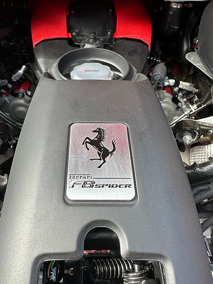Ferrari F8 Spider 18 of 27