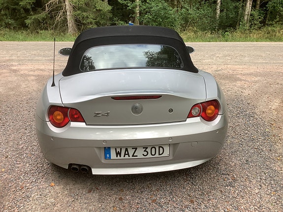 BMW Z4 2 of 5