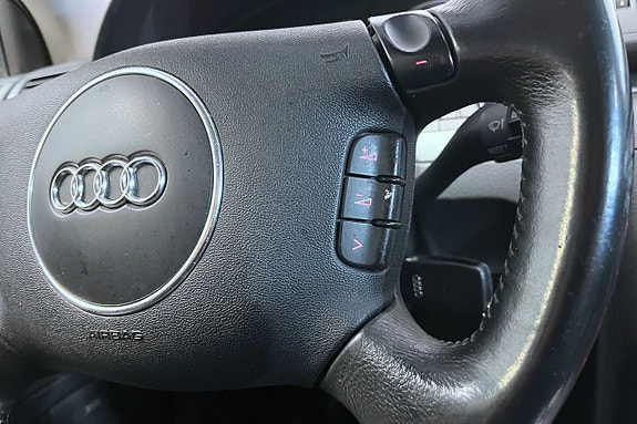 Audi A4 11 of 22