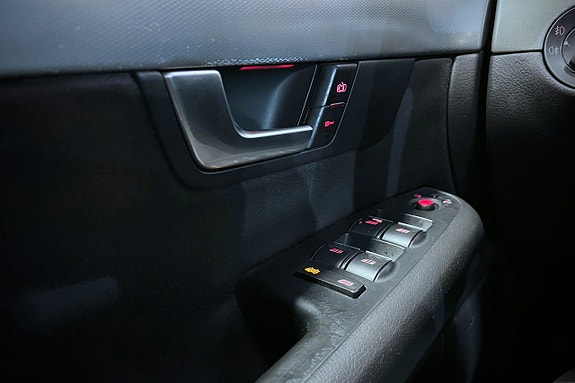 Audi A4 8 of 22