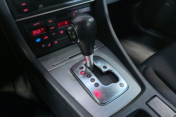 Audi A4 15 of 22