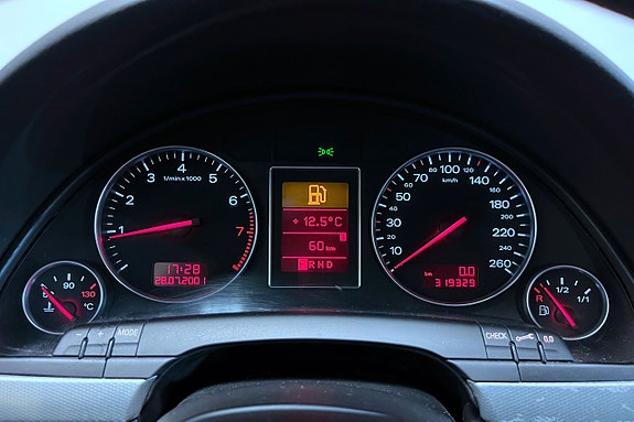 Audi A4 12 of 22