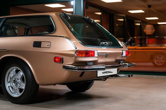 Volvo 1800ES 9 of 27