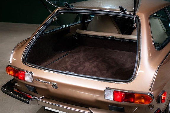 Volvo 1800ES 11 of 27