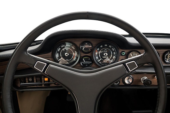 Volvo 1800ES 18 of 27