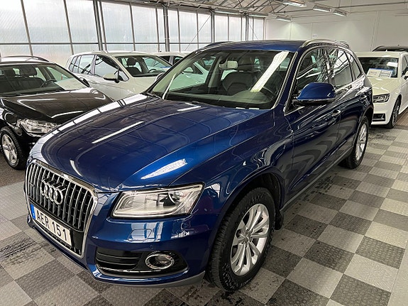 Audi Q5 2 of 5
