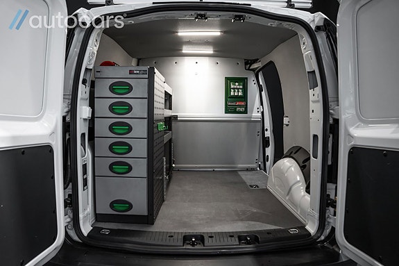 Volkswagen Caddy 11 of 27