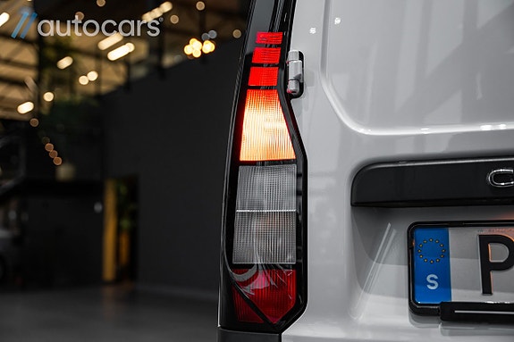 Volkswagen Caddy 10 of 27