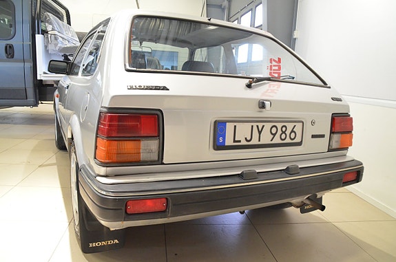 Honda Civic 9 of 14