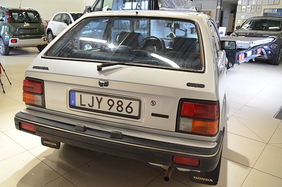 Honda Civic 12 of 14