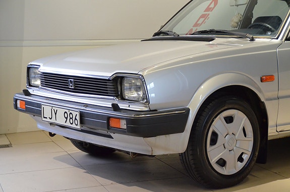 Honda Civic 2 of 5
