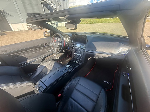 Mercedes-Benz E220 17 of 30