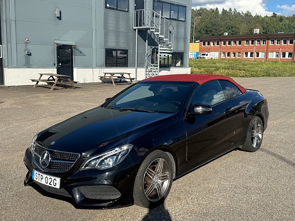 Mercedes-Benz E220 29 of 30
