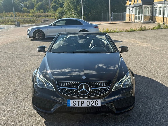 Mercedes-Benz E220 28 of 30