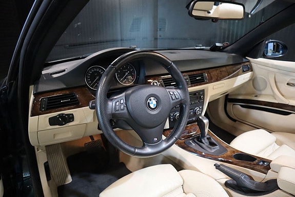 BMW 325i 9 of 26