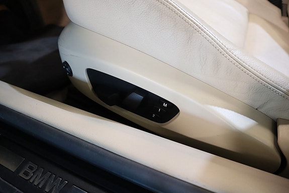 BMW 325i 8 of 26