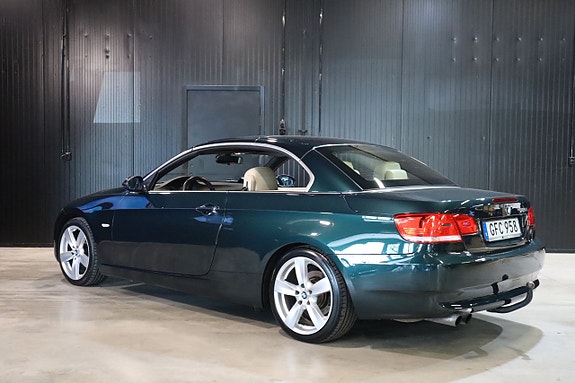 BMW 325i 19 of 26