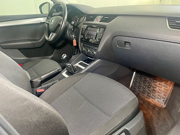 Skoda Octavia 9 of 15