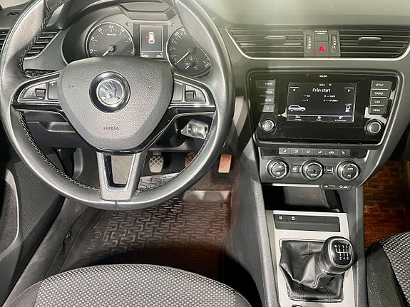 Skoda Octavia 12 of 15