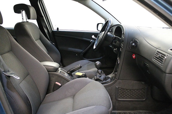 Saab 9-5 11 of 12