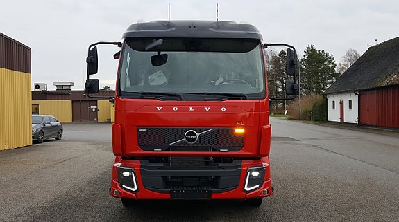 Volvo FL12 10 of 19