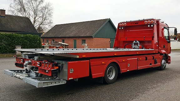 Volvo FL12 3 of 5
