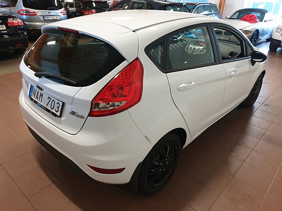 Ford Fiesta 5 of 5