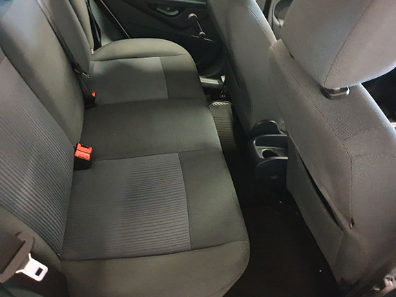 Ford Fiesta 8 of 8