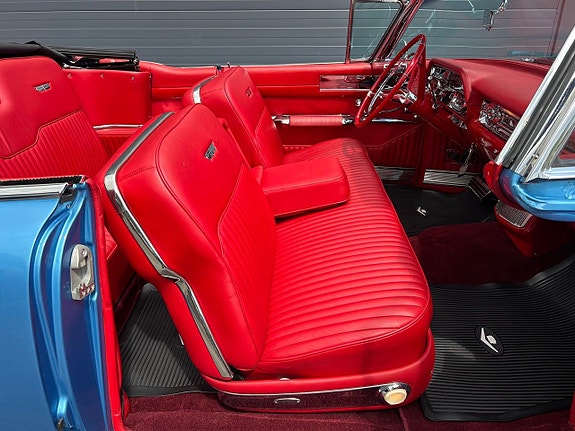 Cadillac Eldorado Biarritz 24 of 27