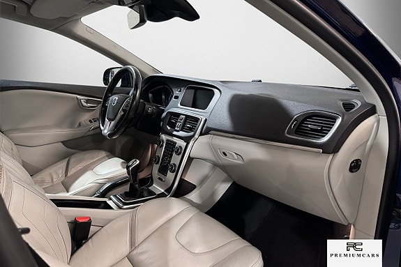 Volvo V40 18 of 19
