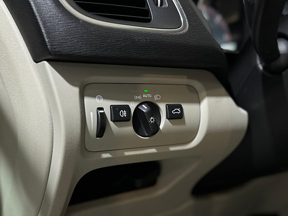 Volvo V40 10 of 19