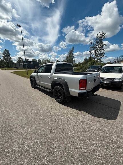 Volkswagen Amarok 3 of 5