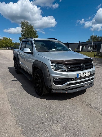 Volkswagen Amarok 2 of 5