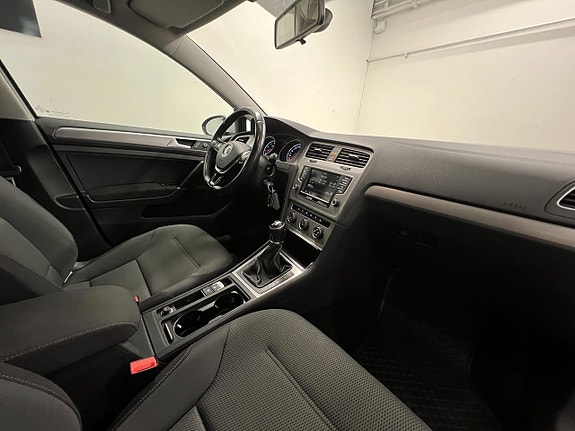 Volkswagen Golf-Serie 9 of 24