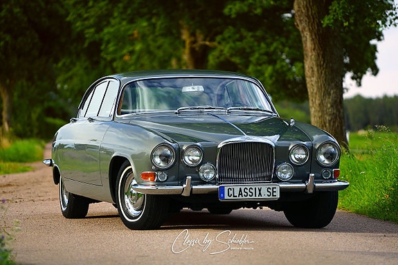 Jaguar Mark X 4 of 5