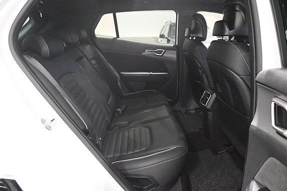 Kia Sportage 14 of 28