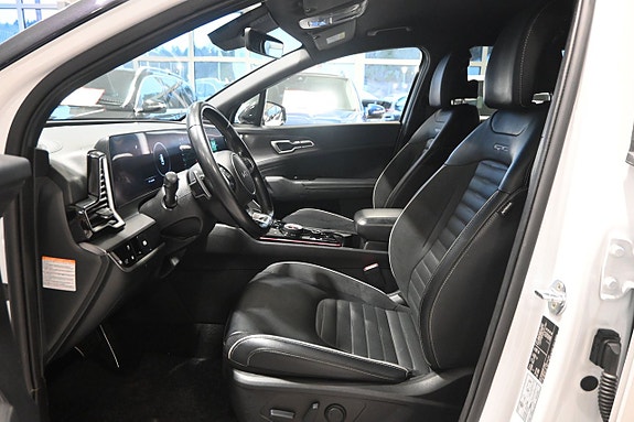 Kia Sportage 8 of 28