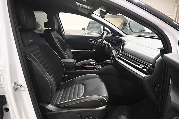 Kia Sportage 11 of 28