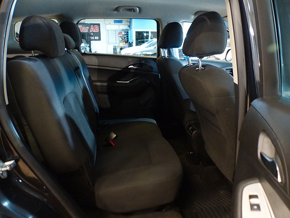 Chevrolet Orlando 11 of 16
